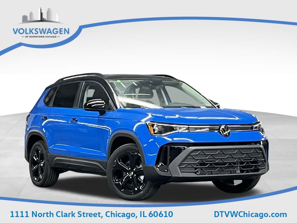 2025 Volkswagen Taos SE Black's photo