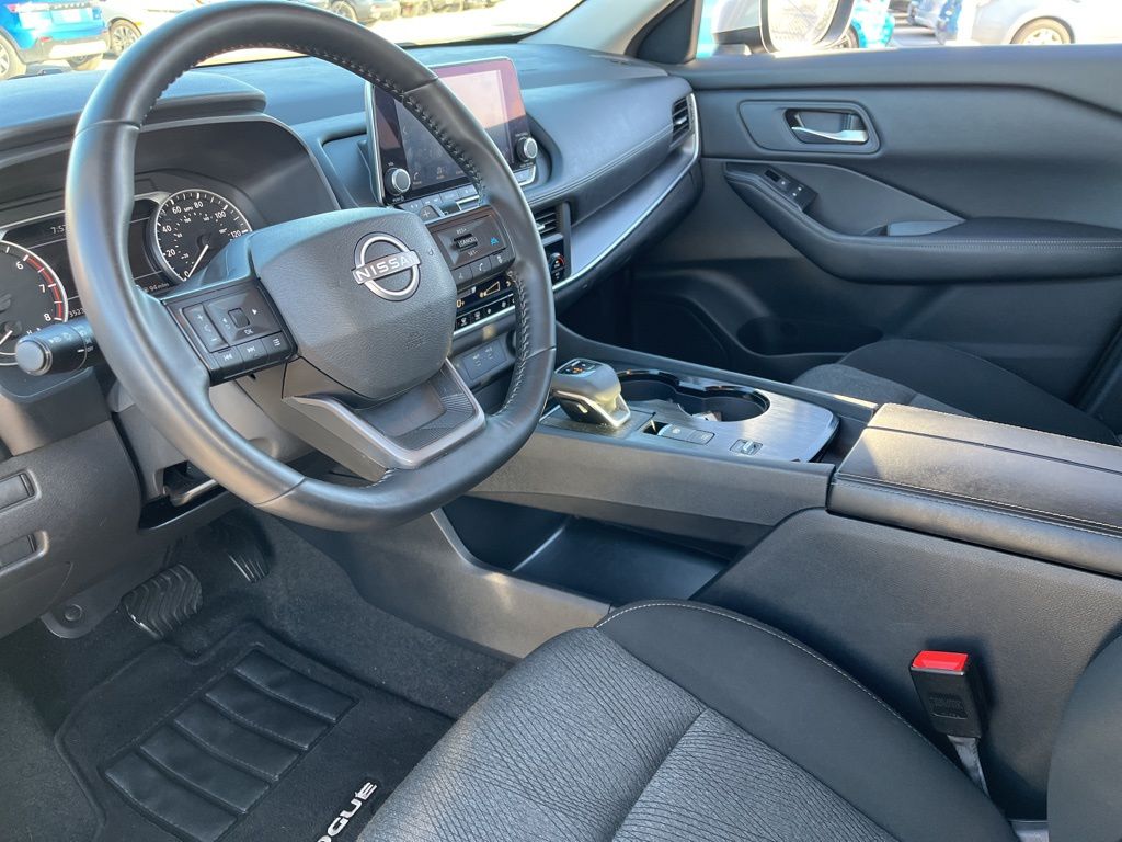 Thumbnail: 2025 Nissan Rogue - 16