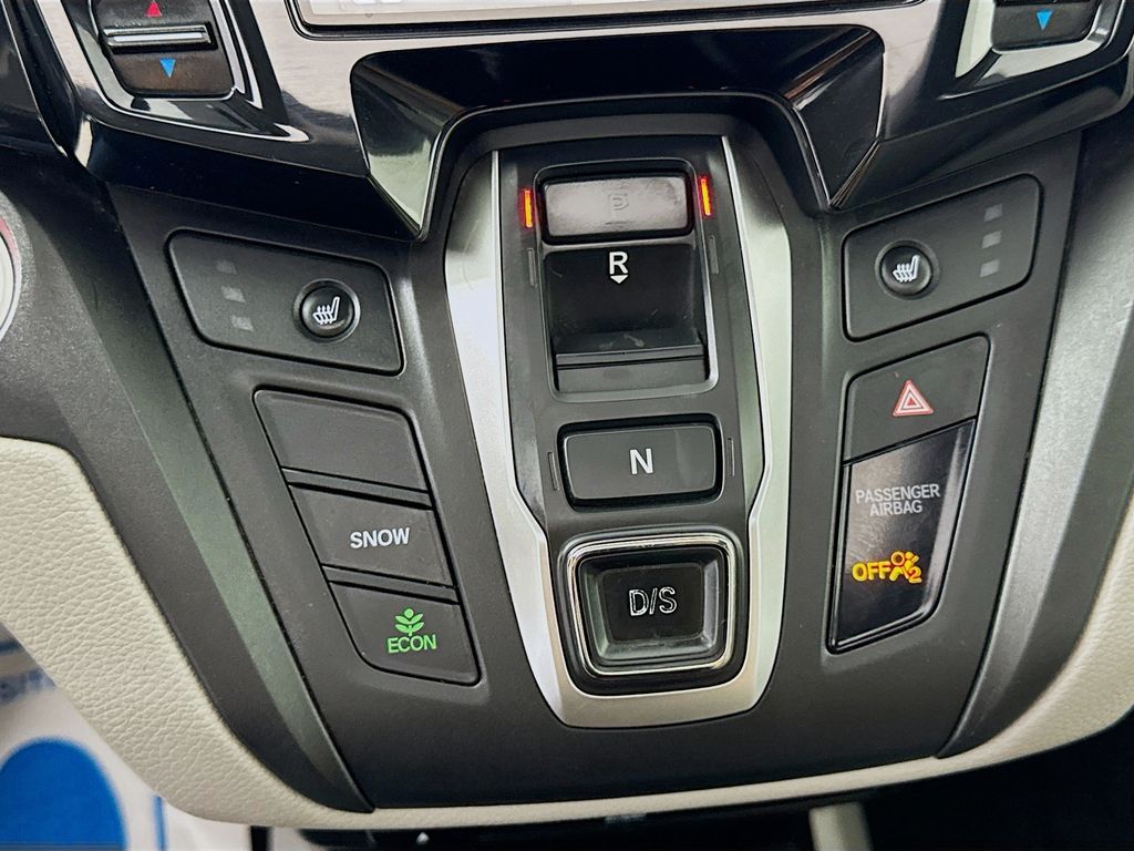 Used Car 2019 Honda Odyssey  Ex-l For Sale Under $25,000 In Austin, Texas