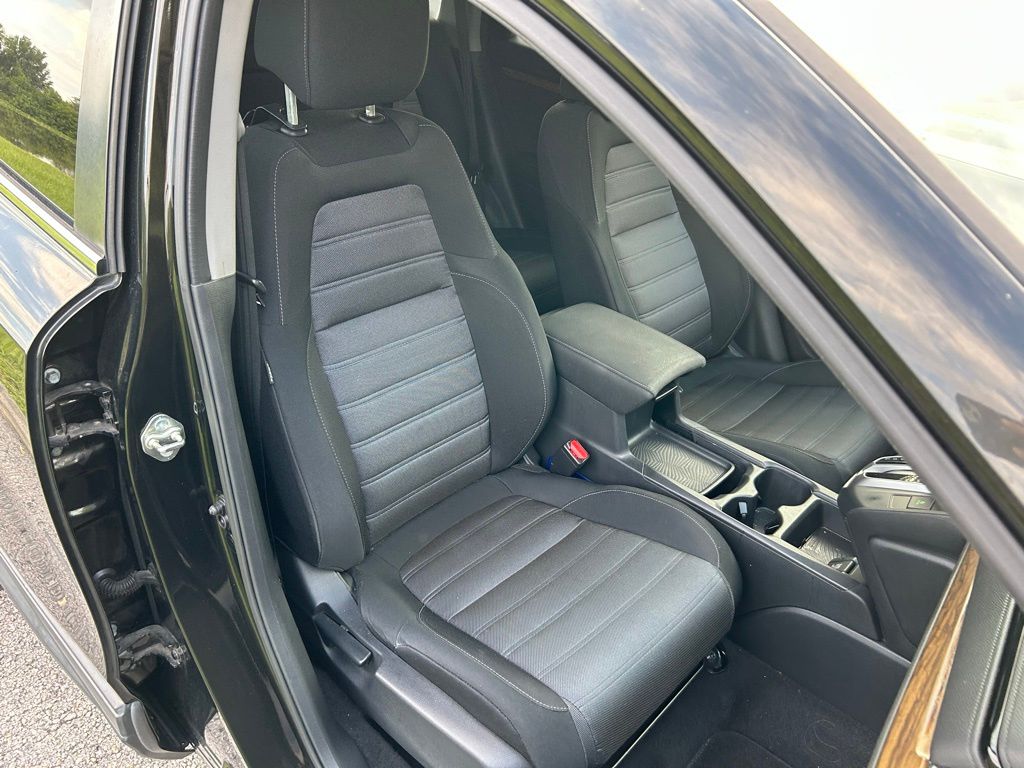 Thumbnail: 2017 Honda CR-V - 15