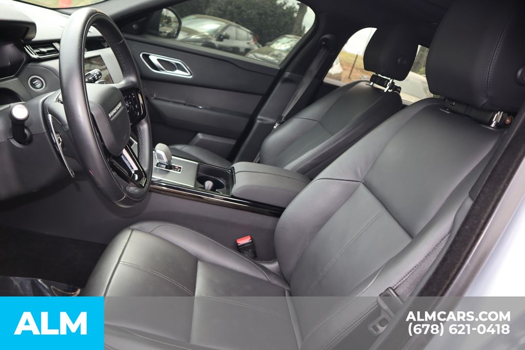 Used 2024 Silver Land Rover Dynamic SE image 15