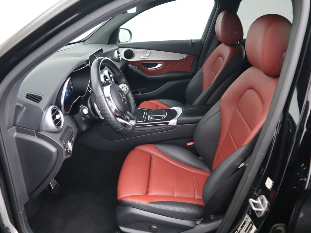 Thumbnail: 2022 Mercedes-Benz GLC - 19