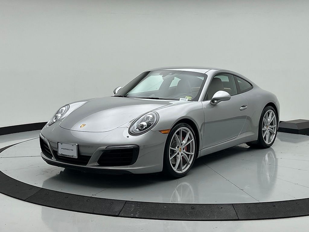 2017 Porsche 911 Carrera 4S -
                  Vienna, VA