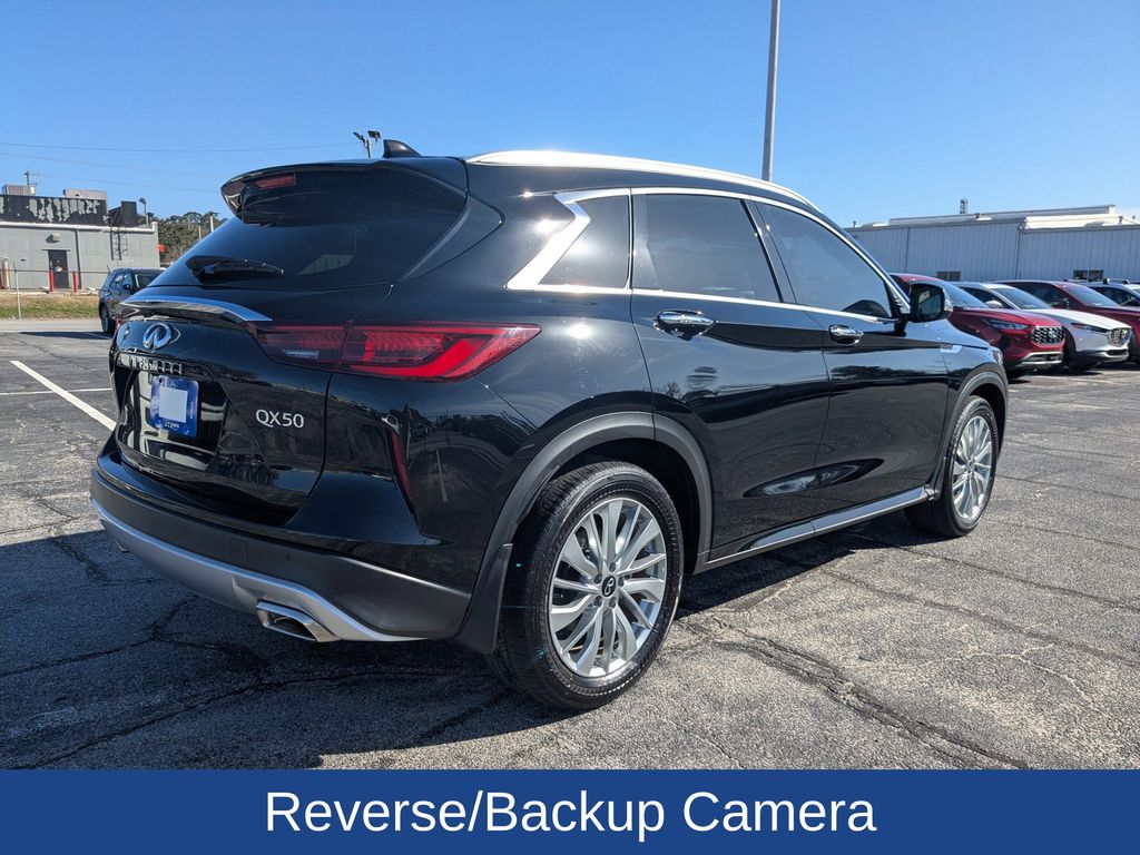 2023 INFINITI QX50 LUXE