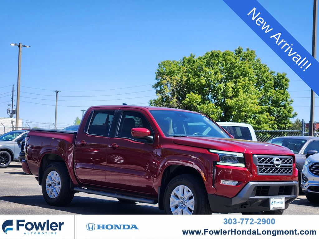 Cardinal Red Metallic Tricoat 2023 Nissan Frontier SV Crew Cab 4WD Pickup Truck Four-Wheel Drive 9-Speed Automatic