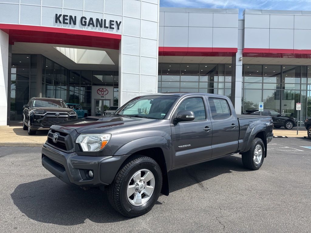 Magnetic Gray Metallic 2015 Toyota Tacoma Double Cab V6 4WD Pickup Truck Four-Wheel Drive 5-Speed Automatic