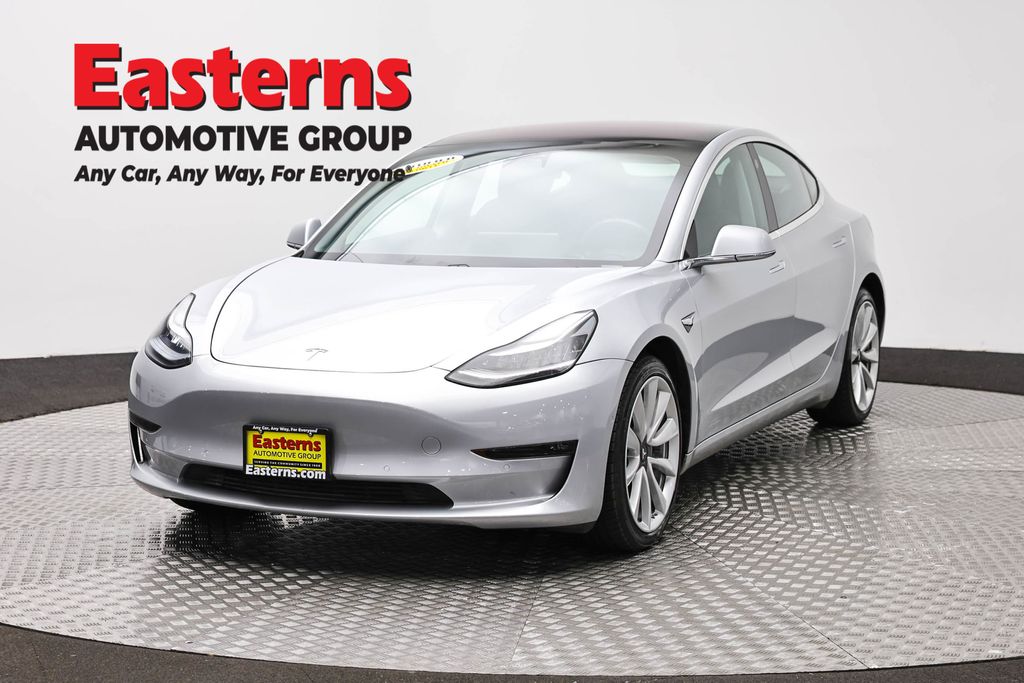 Silver 2018 Tesla Model 3 Long Range AWD Sedan All-Wheel Drive 1-Speed Automatic