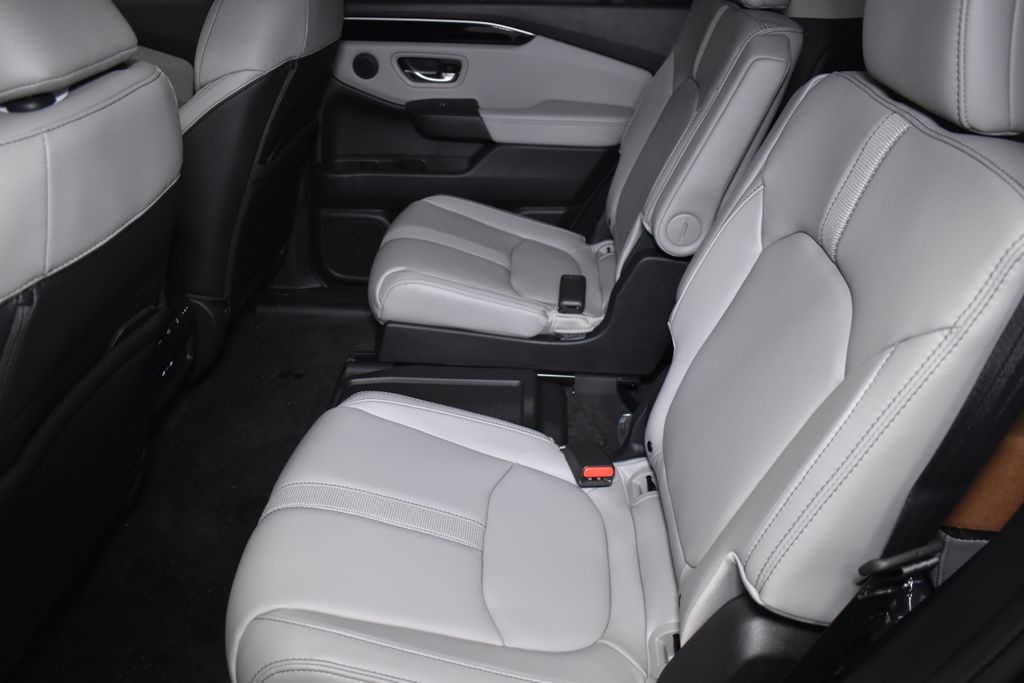 Thumbnail: 2025 Honda Pilot - 20