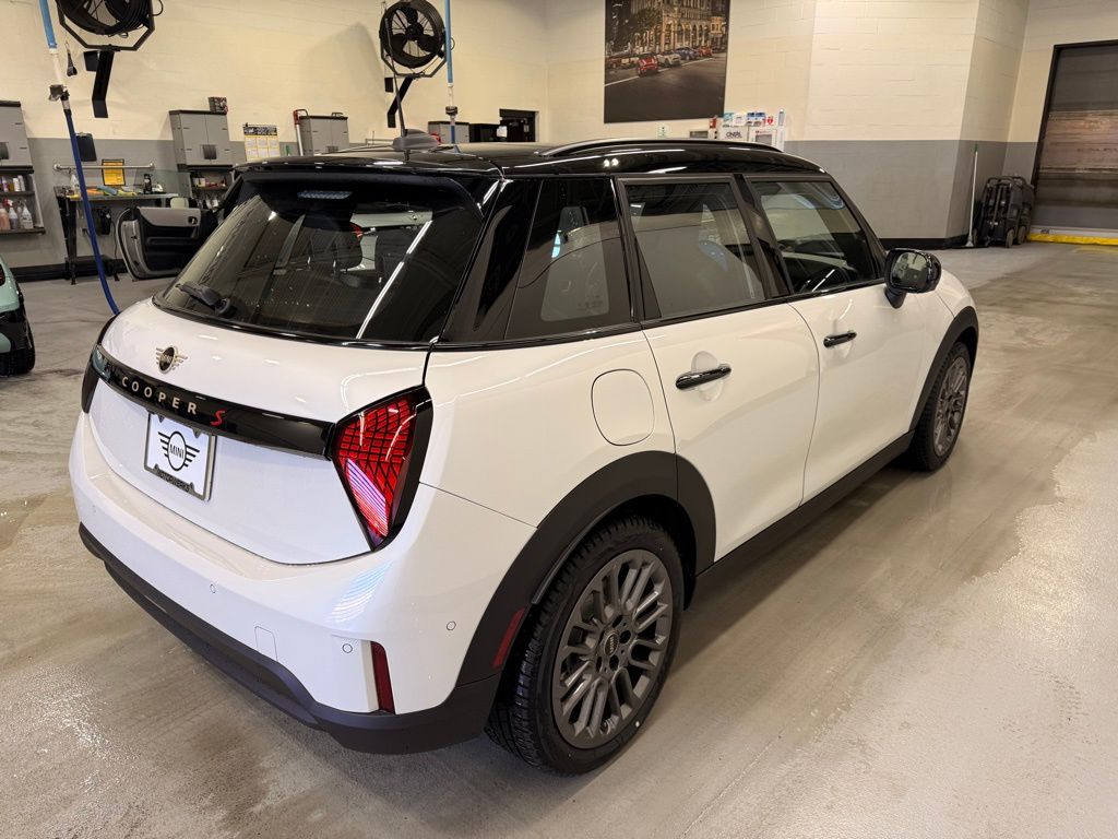 Thumbnail: 2026 MINI Cooper - 4