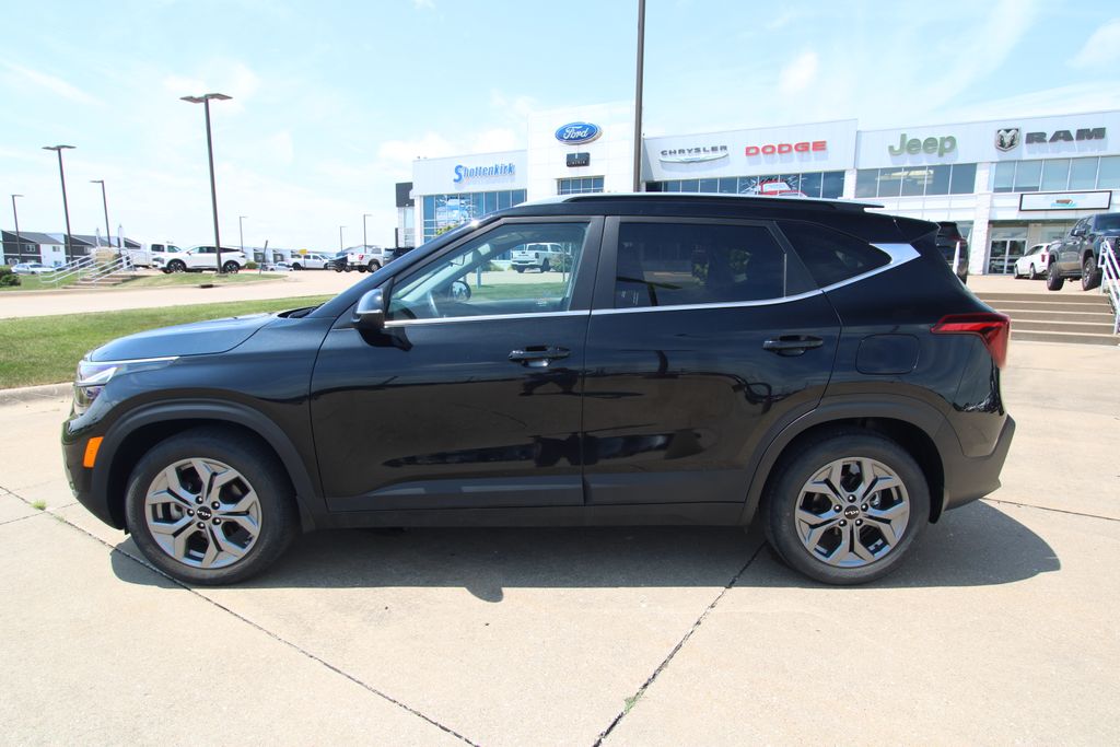 Used 2024 Kia Seltos SUV