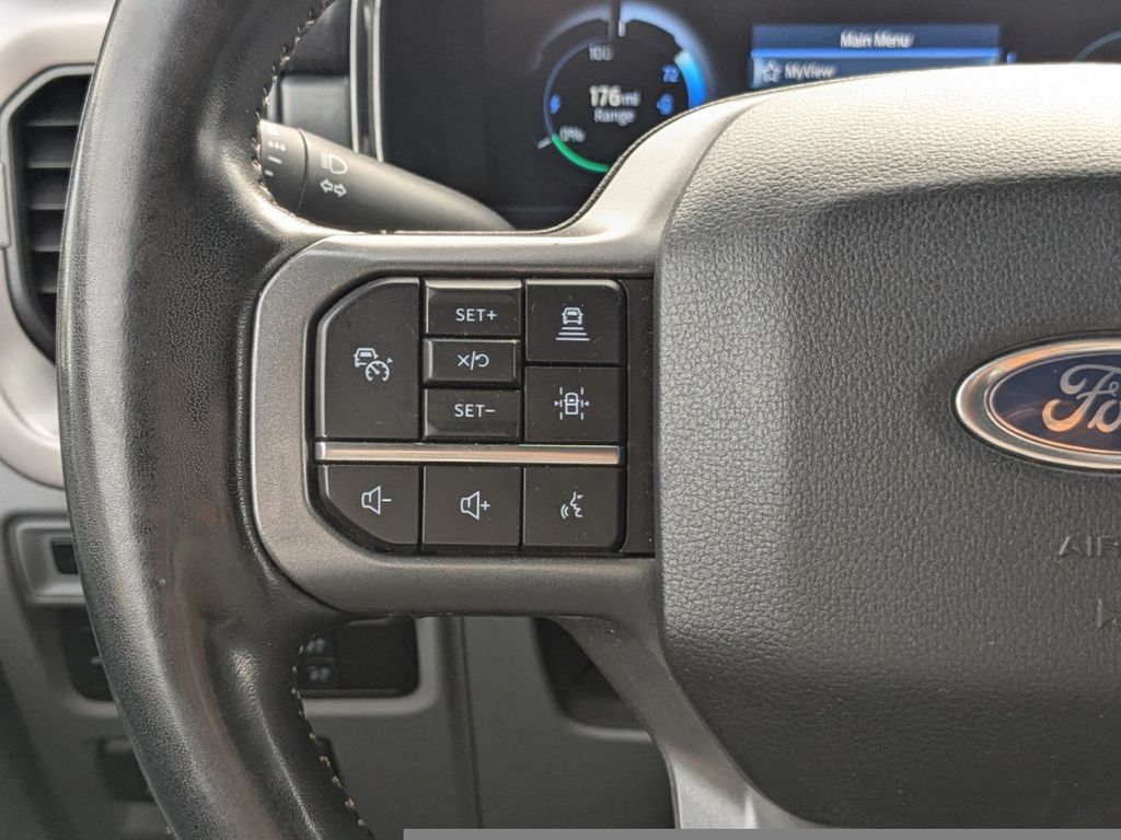 2022 Ford F-150 Lightning XLT