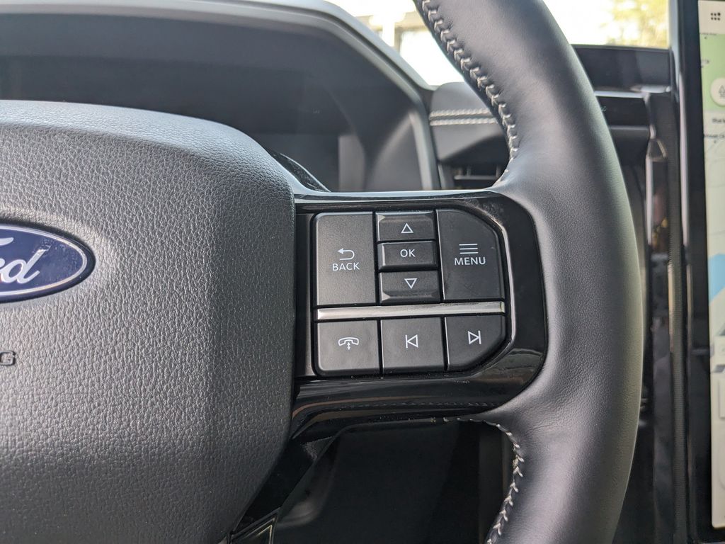 2025 Ford F-150 Lightning Platinum