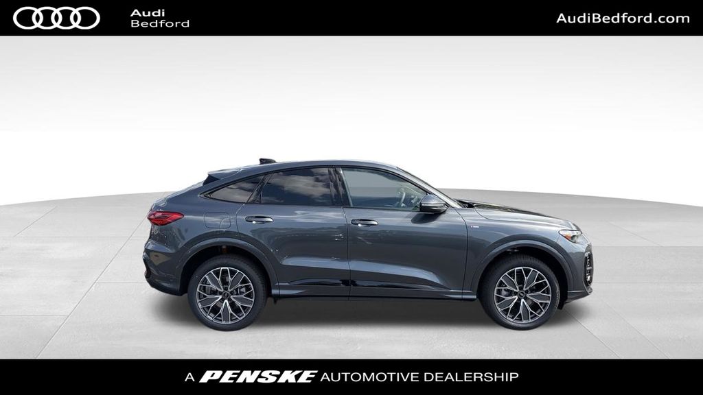 Thumbnail: 2026 Audi Q5 - 7