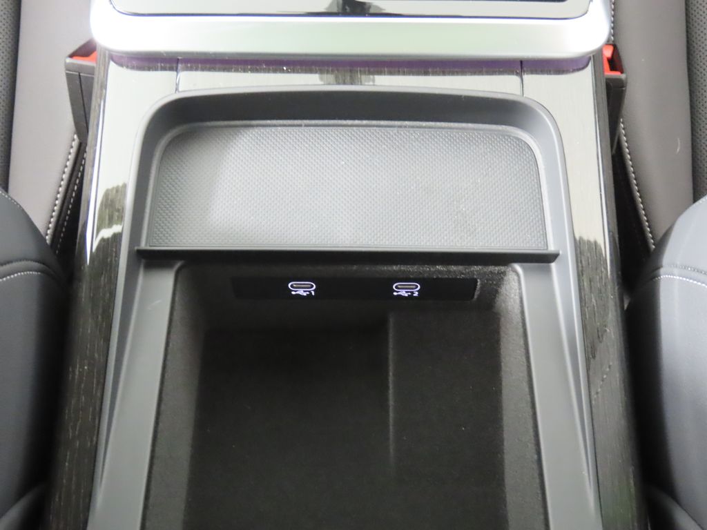 Thumbnail: 2026 Audi Q7 - 22