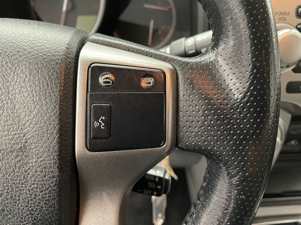 Thumbnail: 2011 Toyota 4Runner - 19
