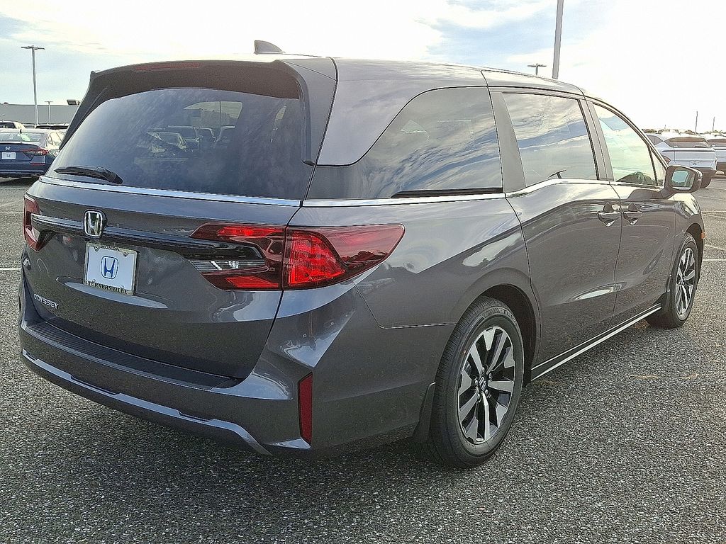 Thumbnail: 2026 Honda Odyssey - 4