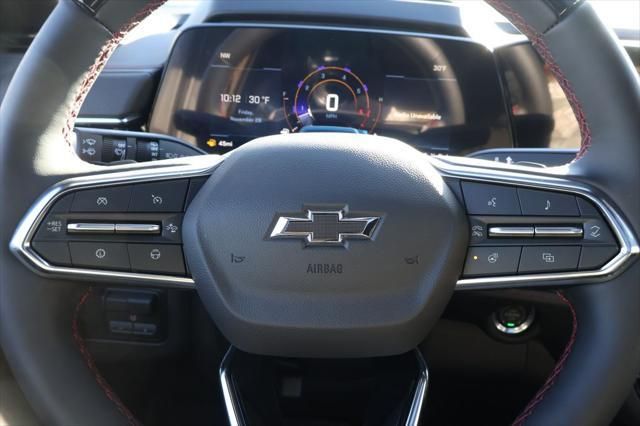 Thumbnail: 2026 Chevrolet Suburban - 25