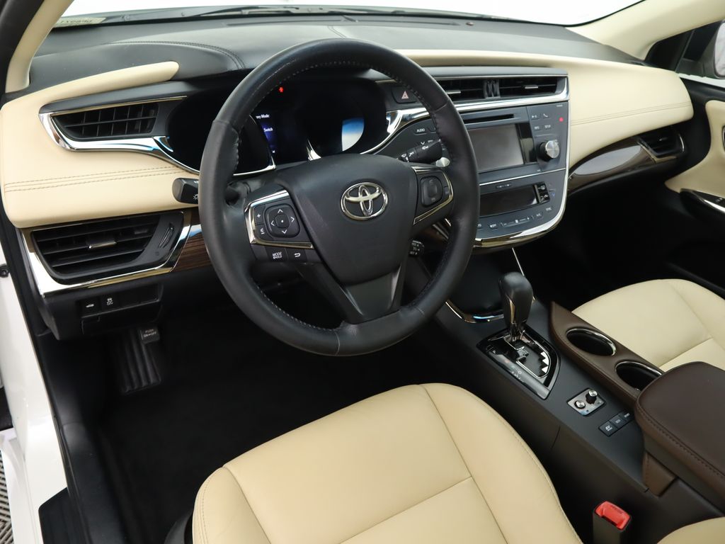 2014 Toyota Avalon XLE 9