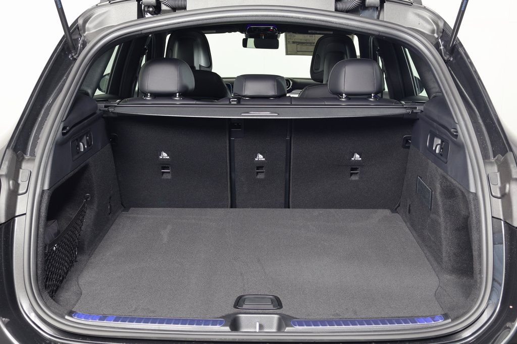 Thumbnail: 2026 Mercedes-Benz GLC - 8