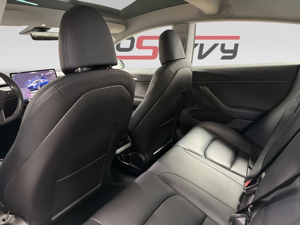 Used 2023 White Tesla Base image 16