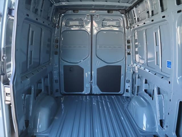 Thumbnail: 2025 Mercedes-Benz Sprinter - 30