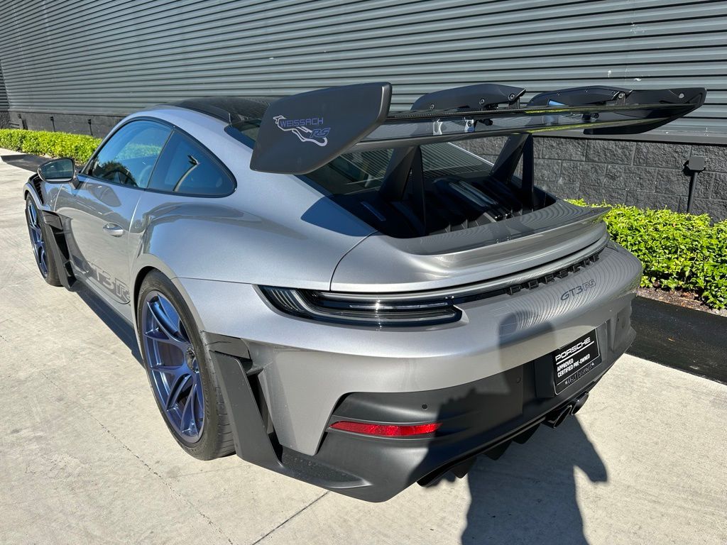 Thumbnail: 2025 Porsche 911 - 3