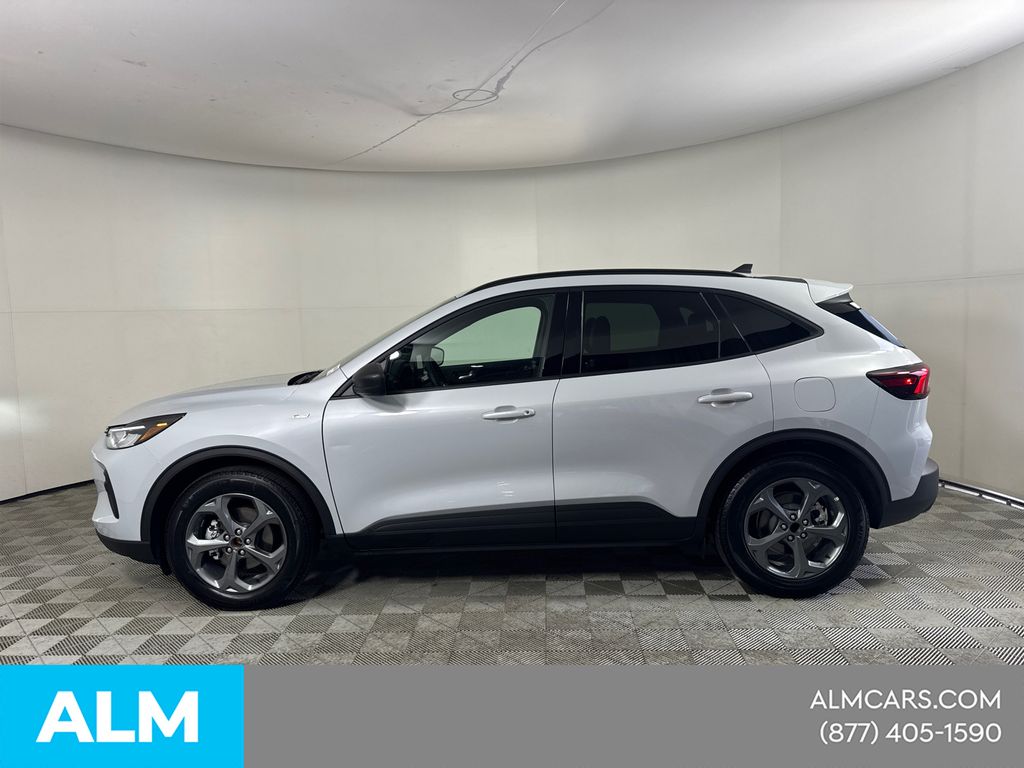 2026 Ford Escape ST-Line - Photo 11