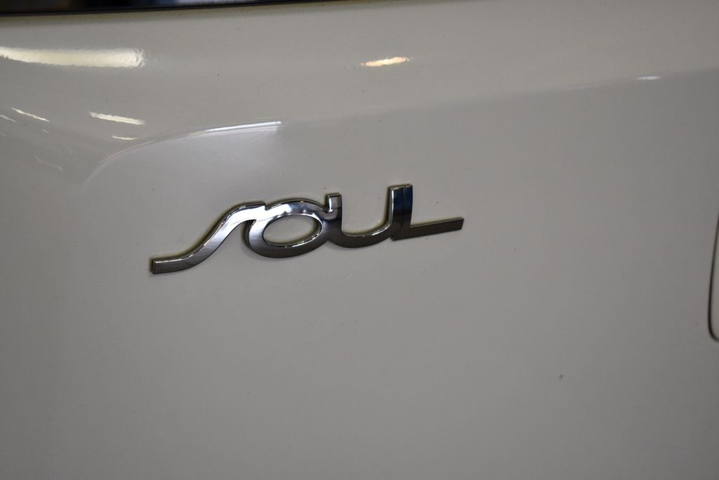 Thumbnail: 2012 Kia Soul - 5