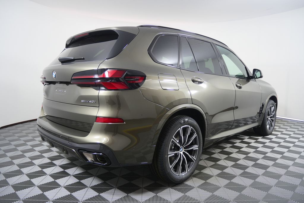 Thumbnail: 2026 BMW X5 - 3