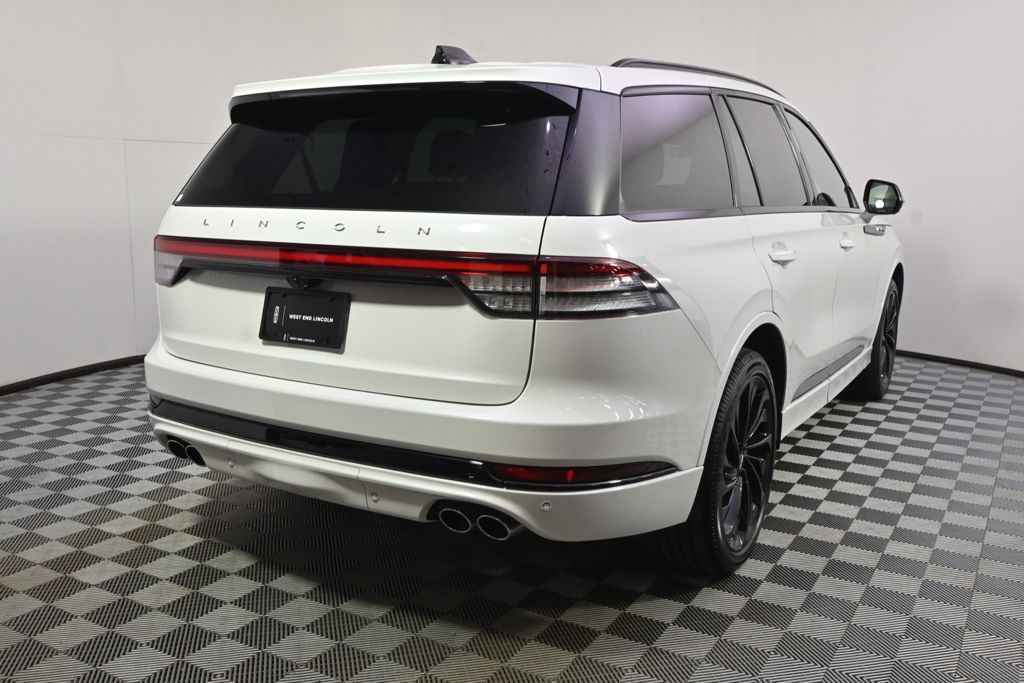 New 2026 White Lincoln Reserve image 6