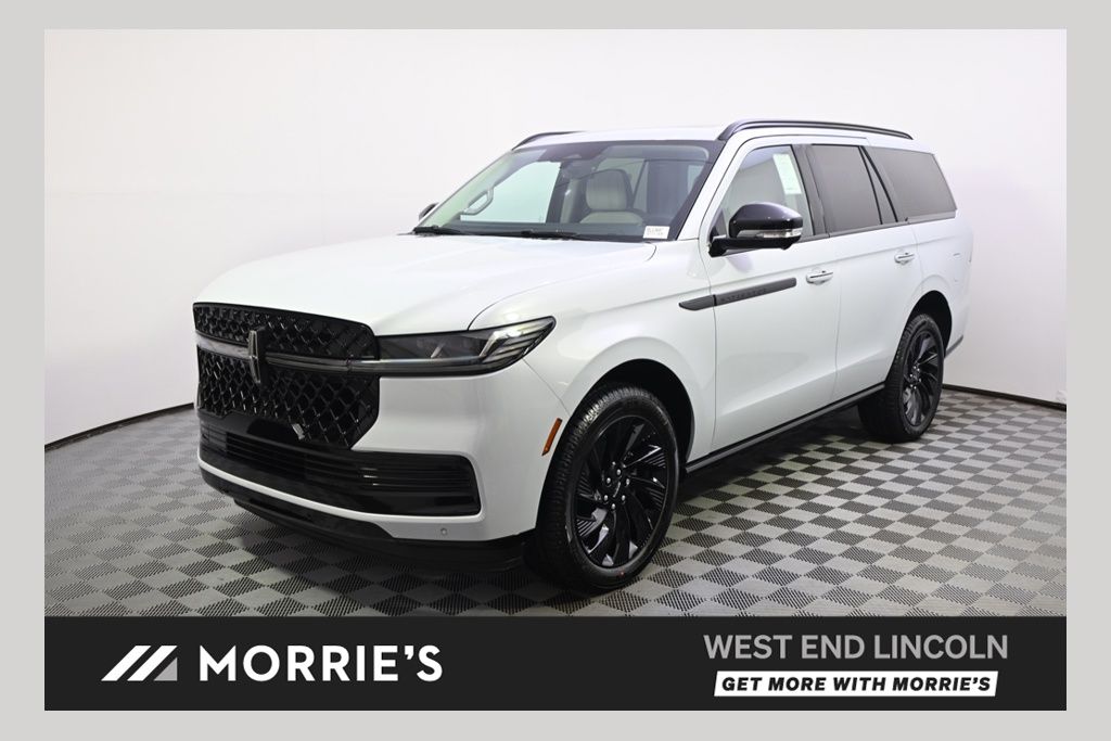 Crystal White Metallic Clearcoat 2026 Lincoln Navigator Reserve 4WD SUV / Crossover Four-Wheel Drive Automatic