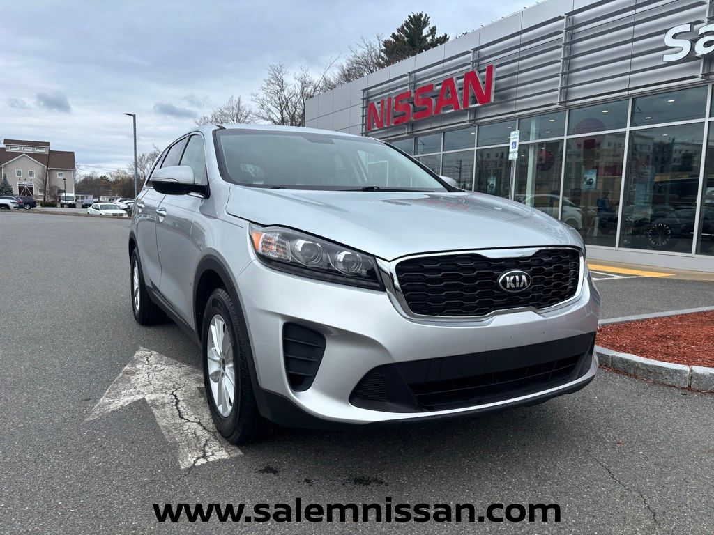Sparkling Silver 2019 Kia Sorento LX FWD SUV / Crossover Front-Wheel Drive 6-Speed Automatic