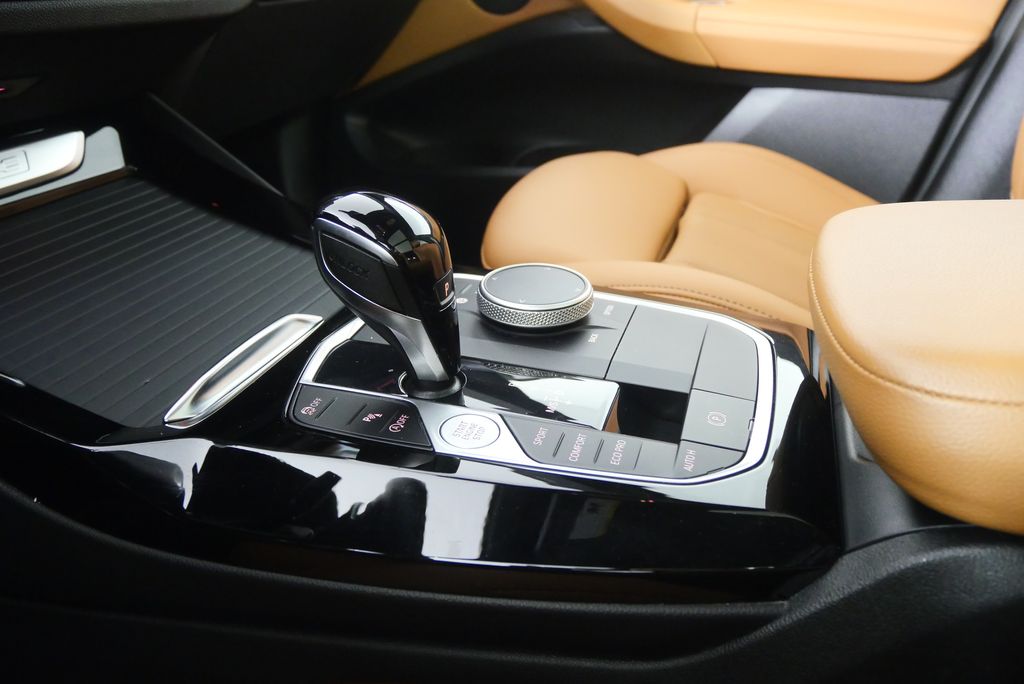 Thumbnail: 2023 BMW X3 - 27