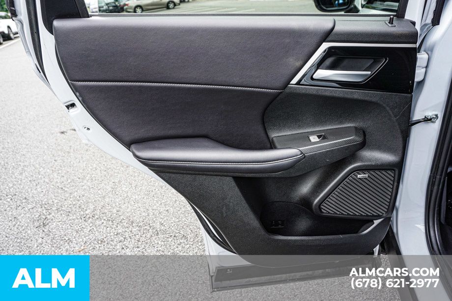 2025 Mitsubishi Outlander SE - Photo 54