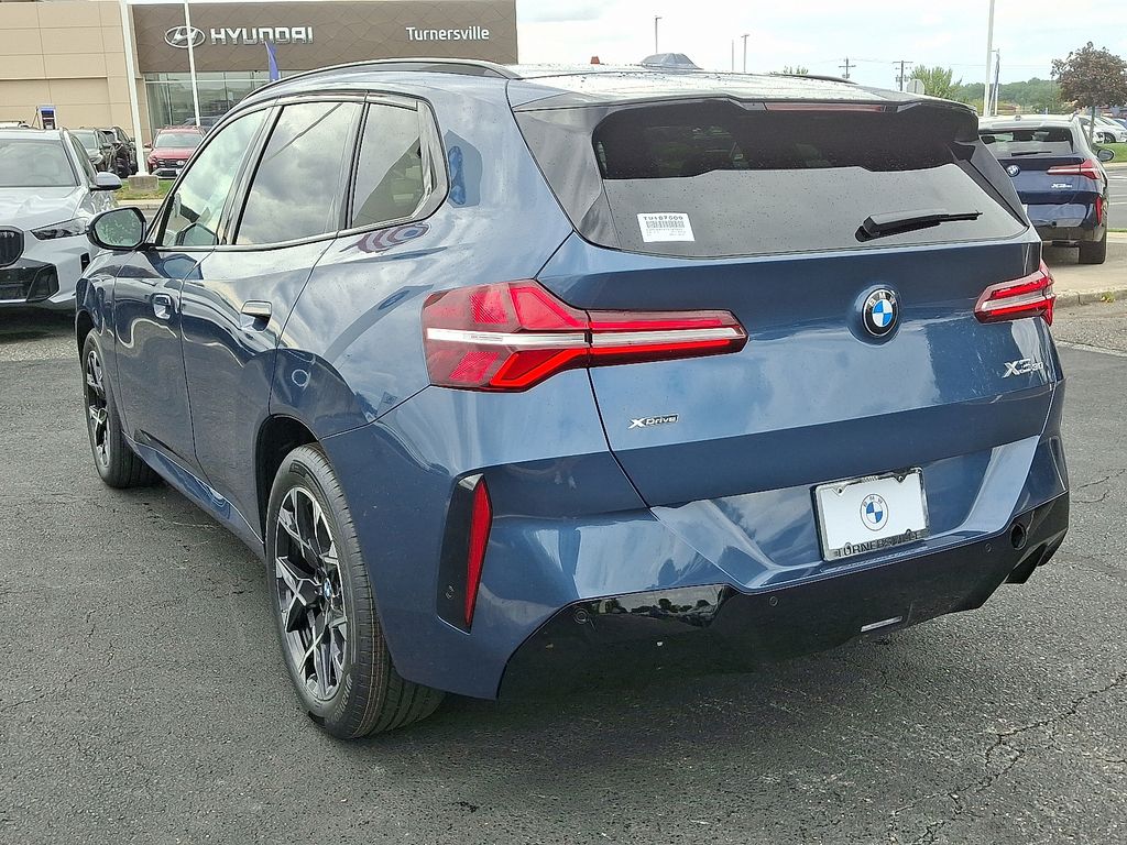 Thumbnail: 2026 BMW X3 - 3