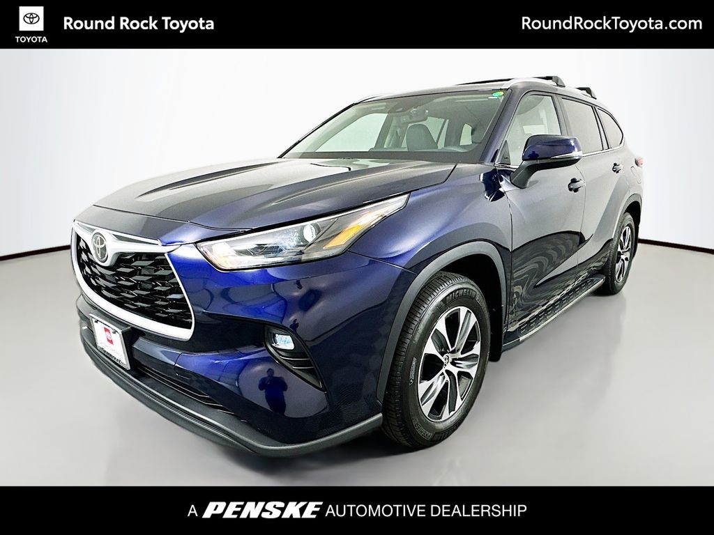 2025 Toyota Highlander XLE -
                Round Rock, TX