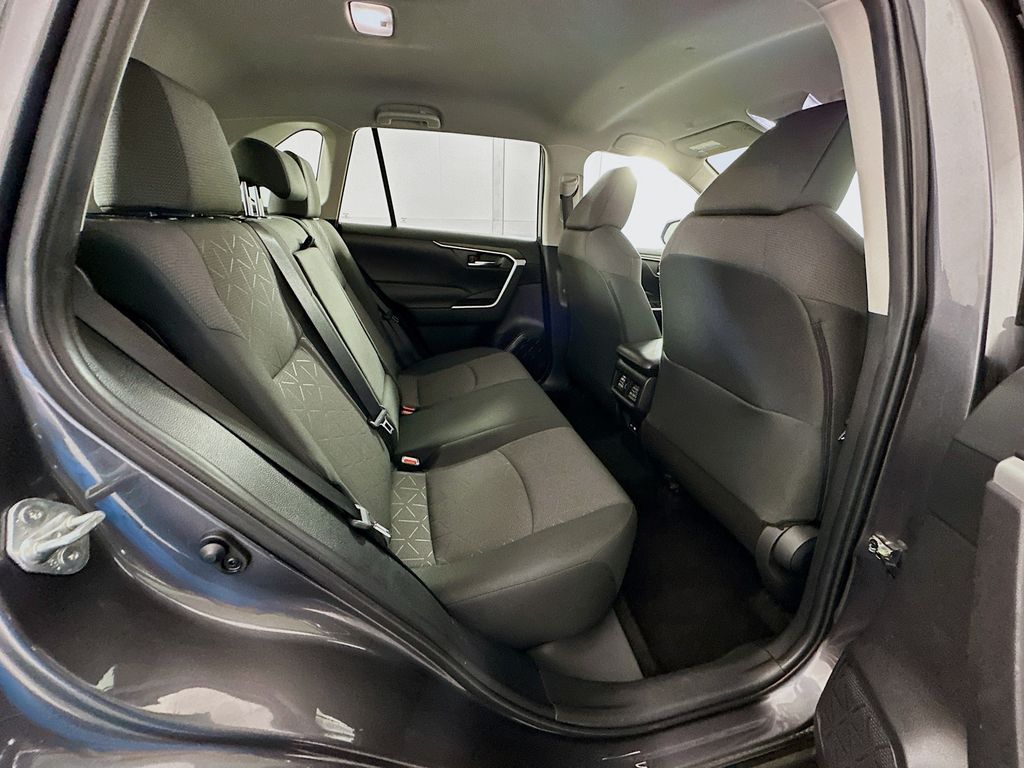 Thumbnail: 2024 Toyota RAV4 - 27