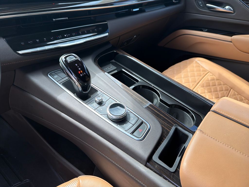 Used 2021 White Cadillac Premium Luxury image 27