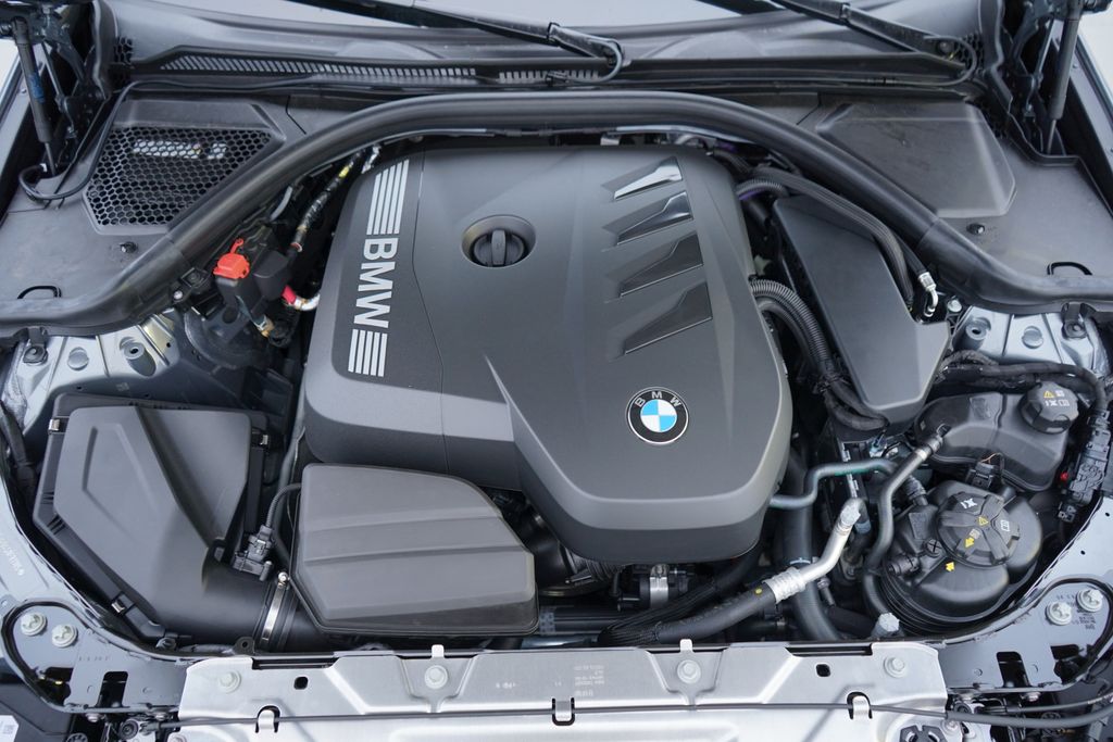 Thumbnail: 2025 BMW 3 Series - 21