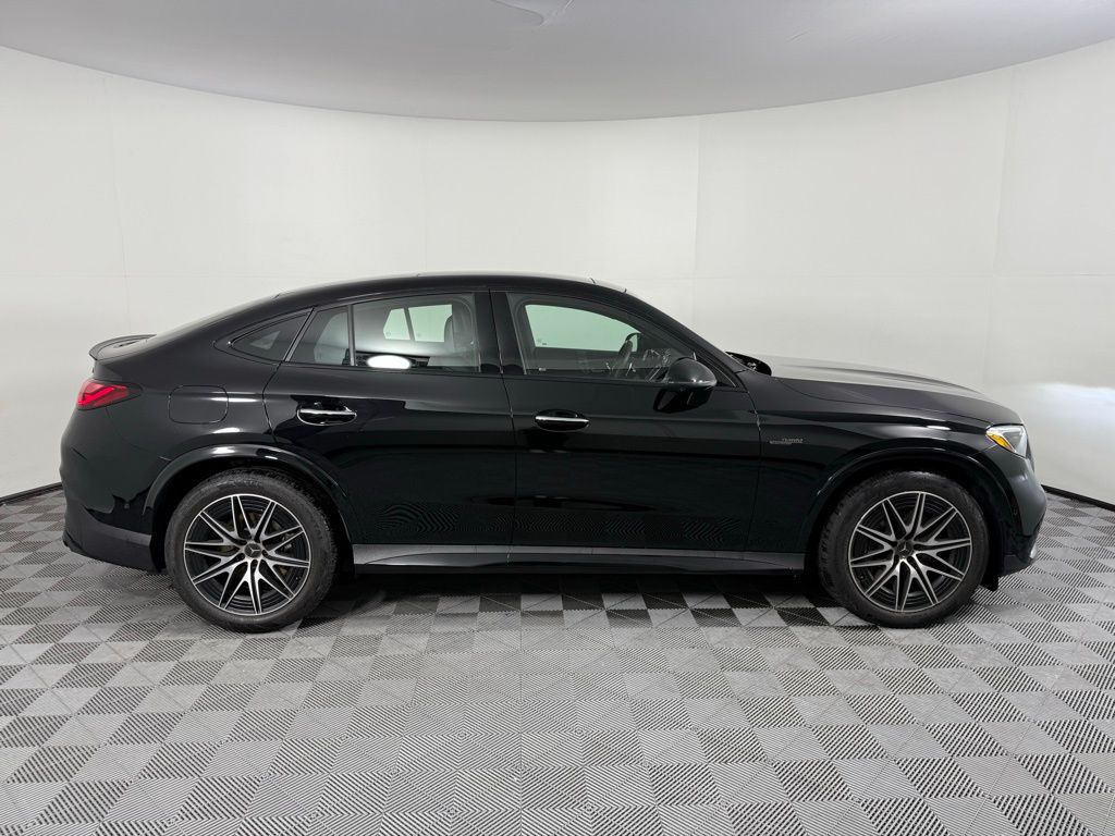 Thumbnail: 2024 Mercedes-Benz GLC - 4