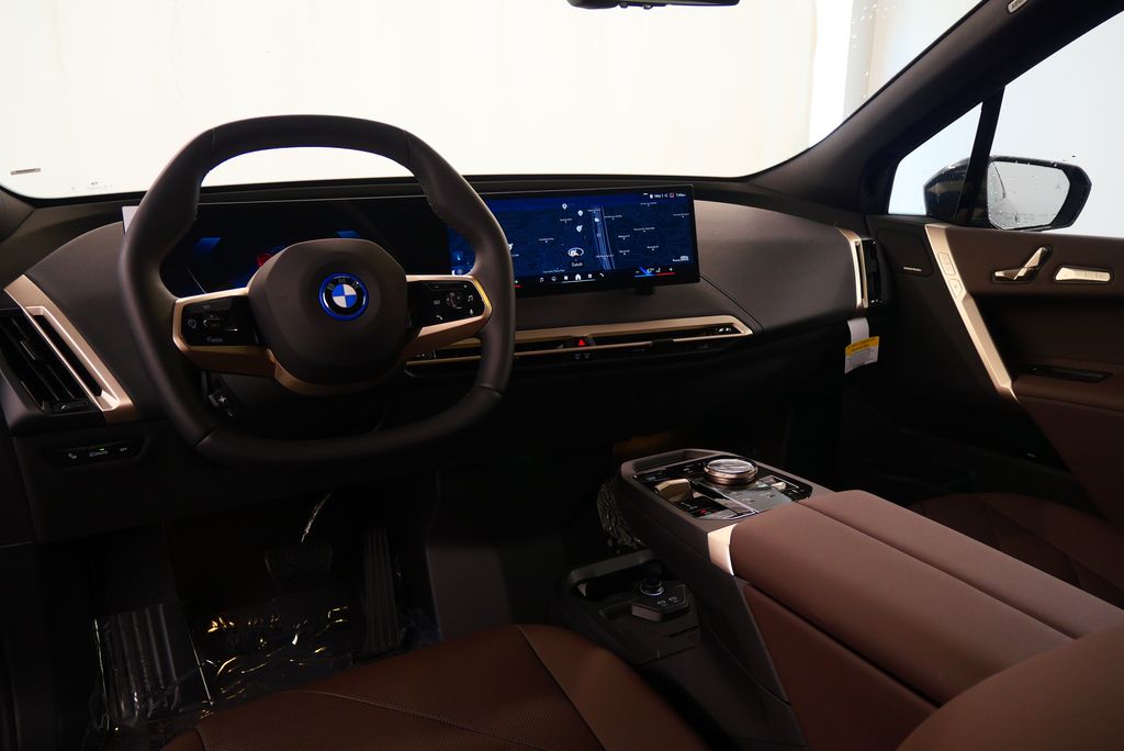 2025 BMW iX xDrive50 14