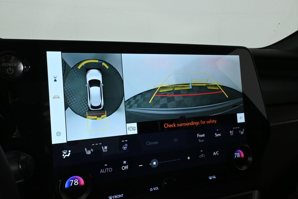 2025 Lexus RX  27