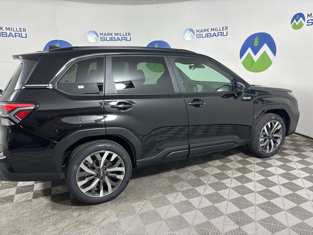 2026 Subaru Forester Touring - Photo 14
