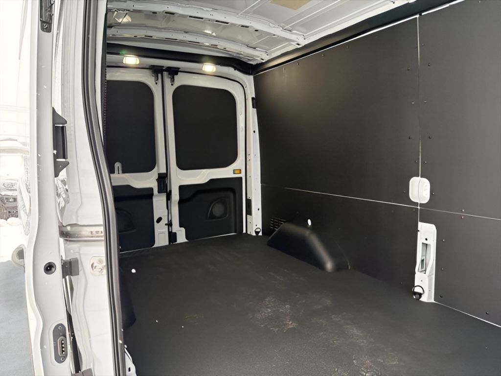 2026 Ford Transit-250