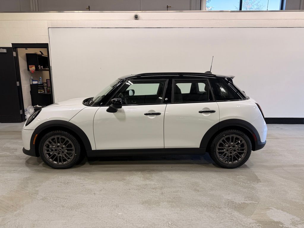 Thumbnail: 2026 MINI Cooper - 2
