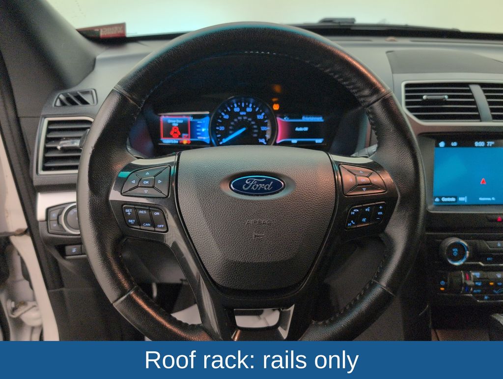 Used 2017 White Ford XLT image 34