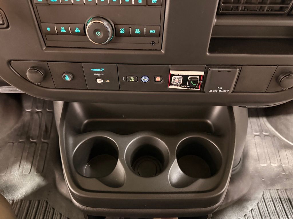 2025 Chevrolet Express 3500 Work Van