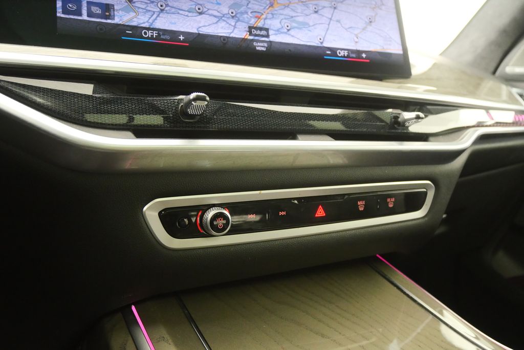 Thumbnail: 2023 BMW X7 - 27