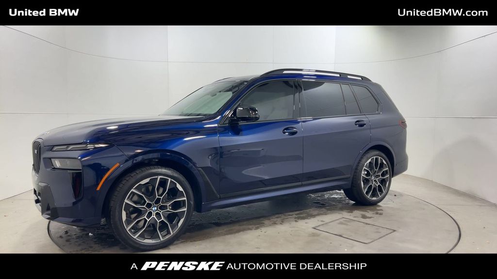 Thumbnail: 2026 BMW X7 - 4