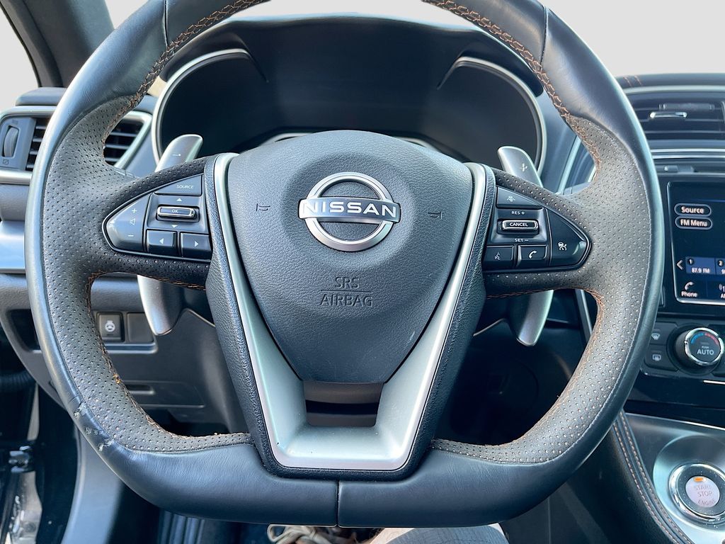 Used 2023 Black Nissan SR image 11